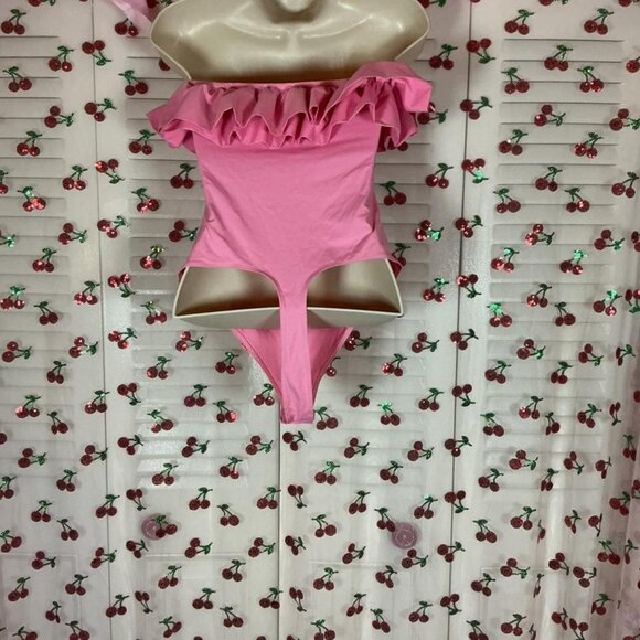 Pink Ruffle Strapless bodysuit - Picture 4 of 7